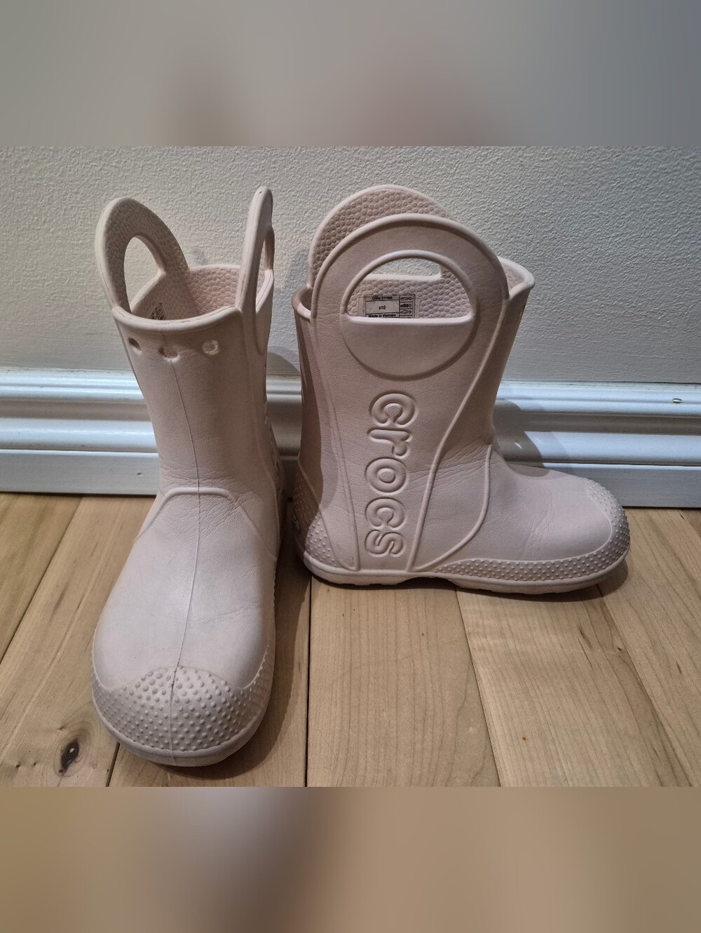 Crocs toddler size 10 light pink rain boots